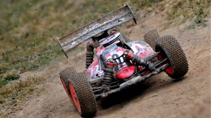 Najczęstsze błędy przy sklejaniu modeli – jak ich unikać?