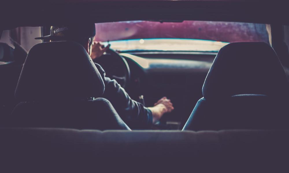 Używane auto, nowa szansa: jak ewoluuje polski rynek samochodów z drugiej ręki?